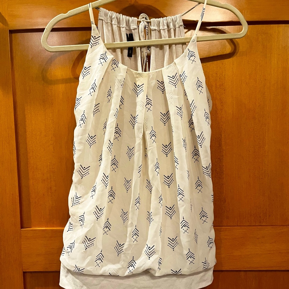 Maurices white dressy tank top shirt with black details